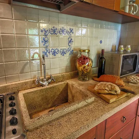 Tuscan Retreat With Pool * Valiano