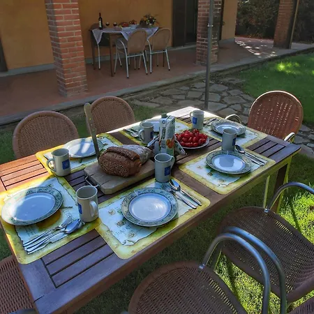 Nyaraló Tuscan Retreat With Pool *